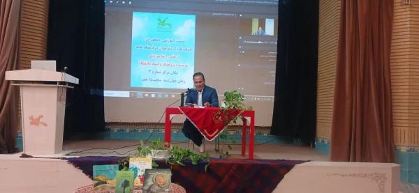 بازدید علمی دانشجومعلمان پردیس بنت الهدی صدر از کانون پرورش فکری کودکان و نوجوانان سنندج 2