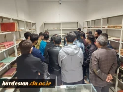 بازدید دانشجومعلمان پردیس شهید مدرس سننددج از کتابخانه عمومی امام خامنه ای 5