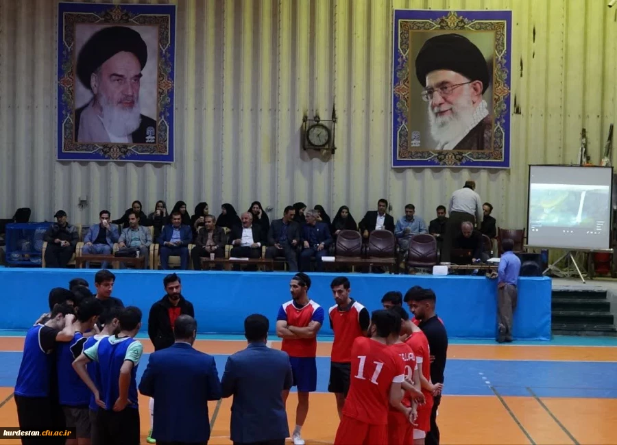 آغاز به کار چهارمین لیگ درون دانشگاهی فوتسال دانشگاه فرهنگیان کردستان 3