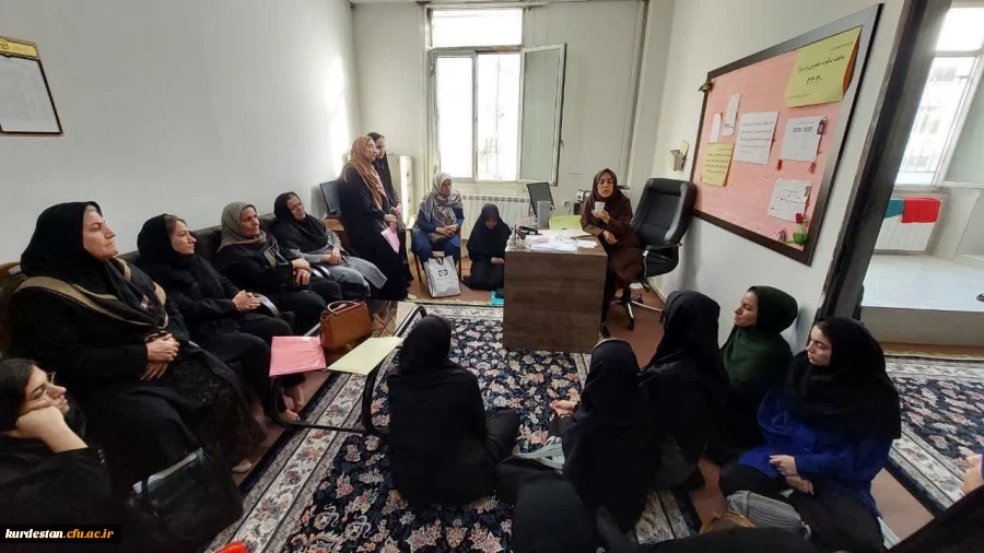 نشست توجیهی دانشجومعلمان جدیدالورود خوابگاه شهیده رحیمی برگزار شد 4