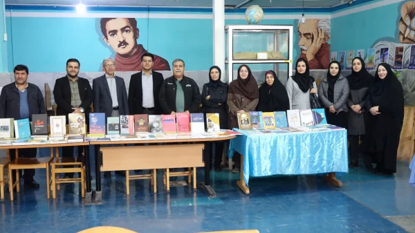 تقدیر از کتابداران پردیس های دانشگاه فرهنگیان کردستان 7