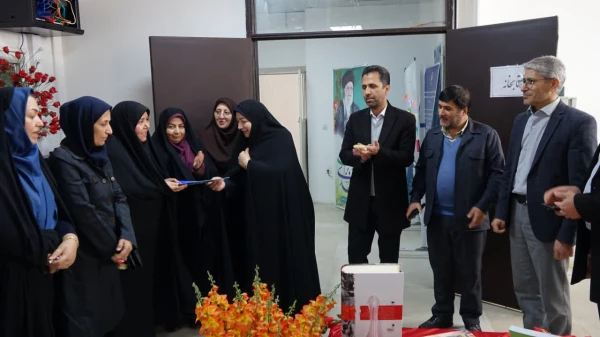 تقدیر از کتابداران پردیس های دانشگاه فرهنگیان کردستان 8