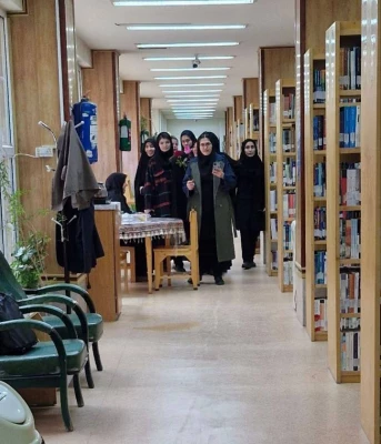 دانشجومعلمان پردیس بنت الهدی صدر سنندج از کتابخانه مرکزی دانشگاه کردستان بازدید کردند 7