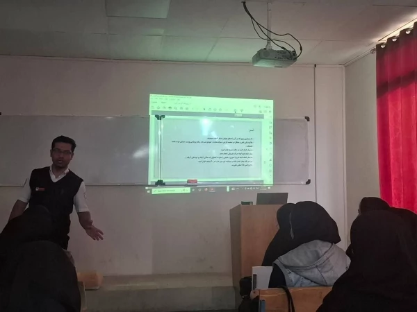  برگزاری کارگاه آموزشی احیای قلبی–ریوی (CPR) ویژه سفیران سلامت در دانشگاه فرهنگیان کردستان 2