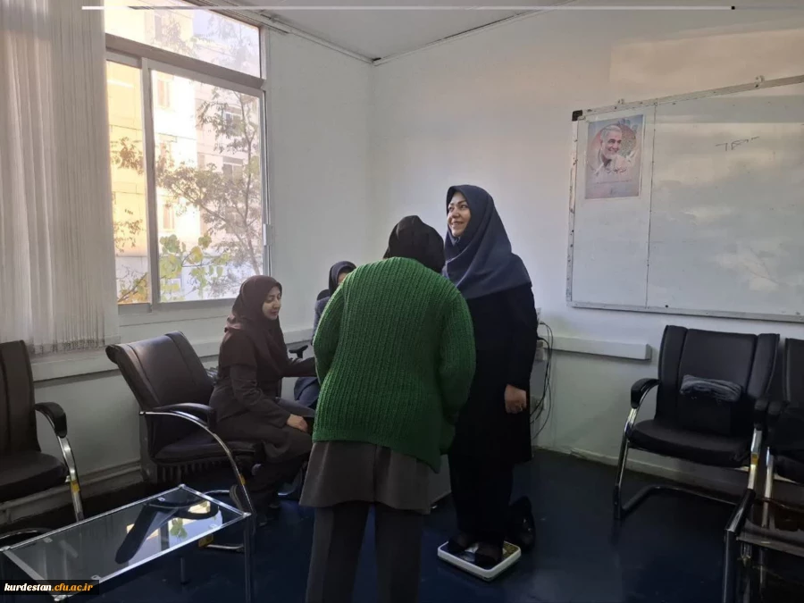 غربالگری دیابت ویژه بانوان دانشگاه فرهنگیان کردستان برگزار شد 6