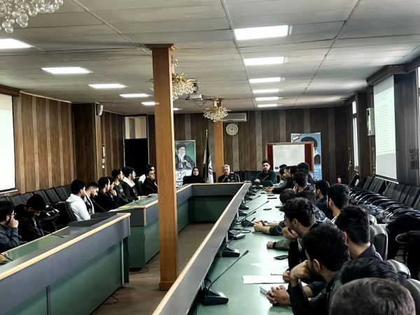 کارگاه نقد و بررسی رمان «دووهەمین هەناری دونیا» اثر بختیار علی در دانشگاه فرهنگیان کردستان برگزار شد 2