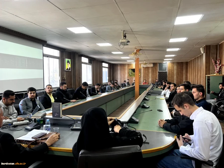 کارگاه نقد و بررسی رمان «دووهەمین هەناری دونیا» اثر بختیار علی در دانشگاه فرهنگیان کردستان برگزار شد 8