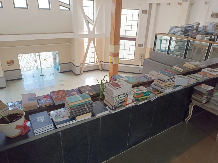 دریافت ۲۵۰ جلد کتاب اهدایی از اداره کل فرهنگ و ارشاد اسلامی کردستان توسط کتابخانه پردیس شهید مدرس 6