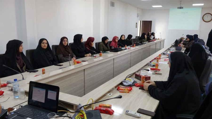 نشست تخصصی بررسی ابعاد مختلف موضوع حجاب در پردیس بنت الهدی صدر برگزار شد 5