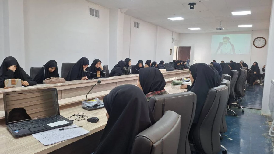 سلسله نشست های تخصصی مهدویت در پردیس شهیده بنت الهدی صدر برگزار شد 4