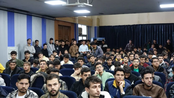 آیین اهدای قرآن های اهدایی مقام معظم رهبری به نودانشجومعلمان کردستان برگزار شد 7