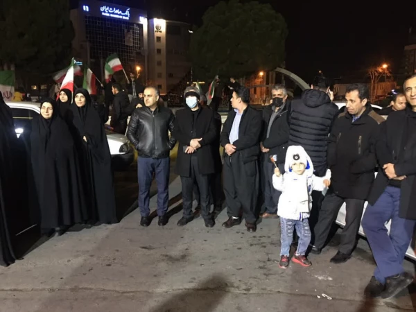 برپایی موکب دانشگاهیان دانشگاه فرهنگیان کردستان در میدان آزادی سنندج 5
