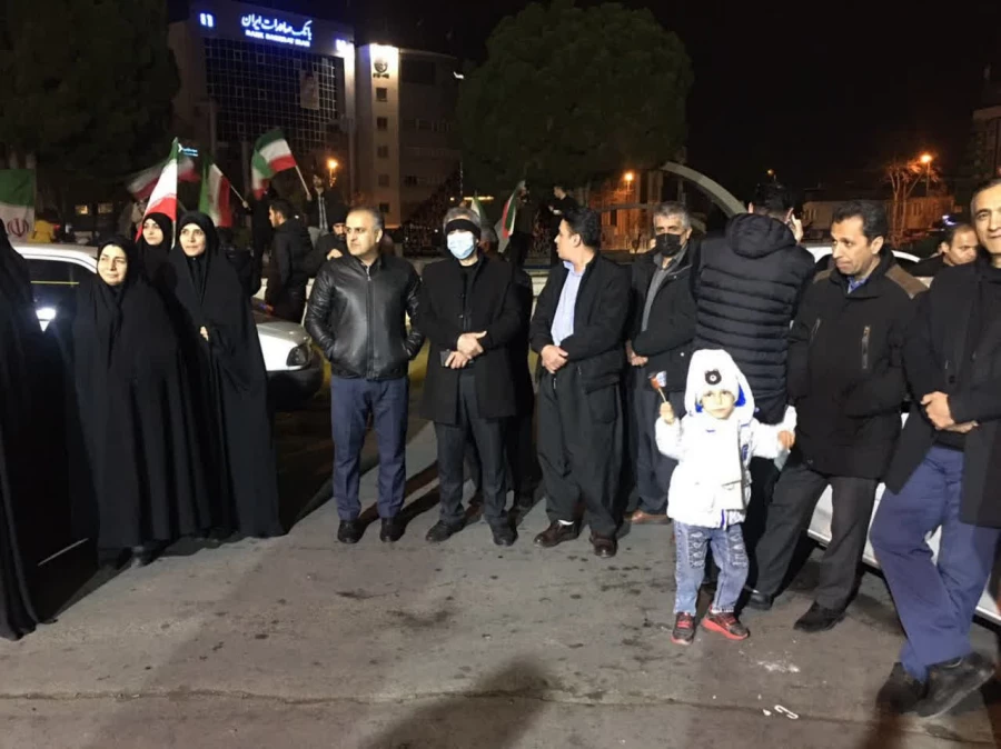 برپایی موکب دانشگاهیان دانشگاه فرهنگیان کردستان در میدان آزادی سنندج 5