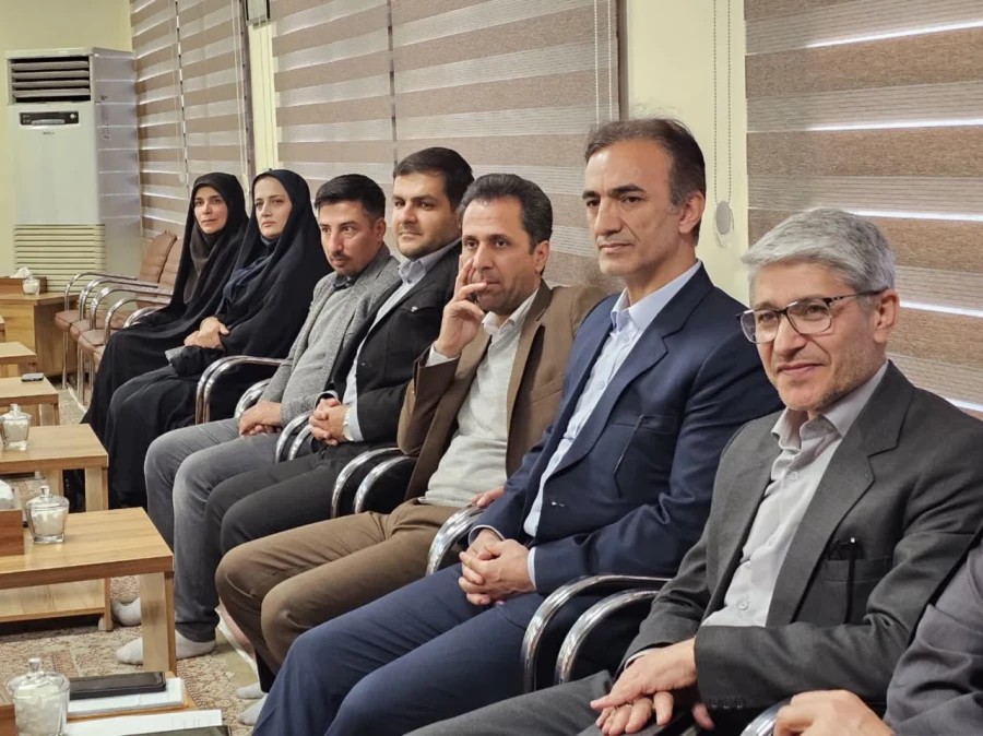 برگزاری نشست شورای فرهنگی اجتماعی دانشگاه فرهنگیان کردستان در دفتر نماینده ولی فقیه 9