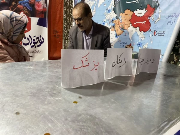 ارائه خدمات متنوع و رایگان در موکب دانشگاه فرهنگیان کردستان در میدان آزادی سنندج 5